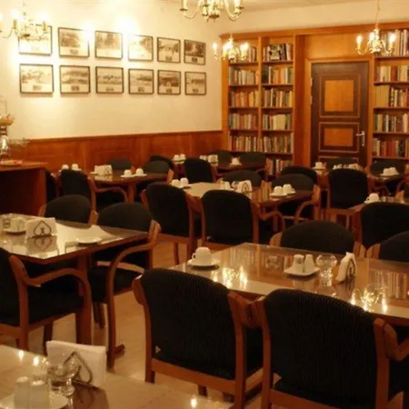 酒店 哈弗利贝斯特韦斯特酒店 4*